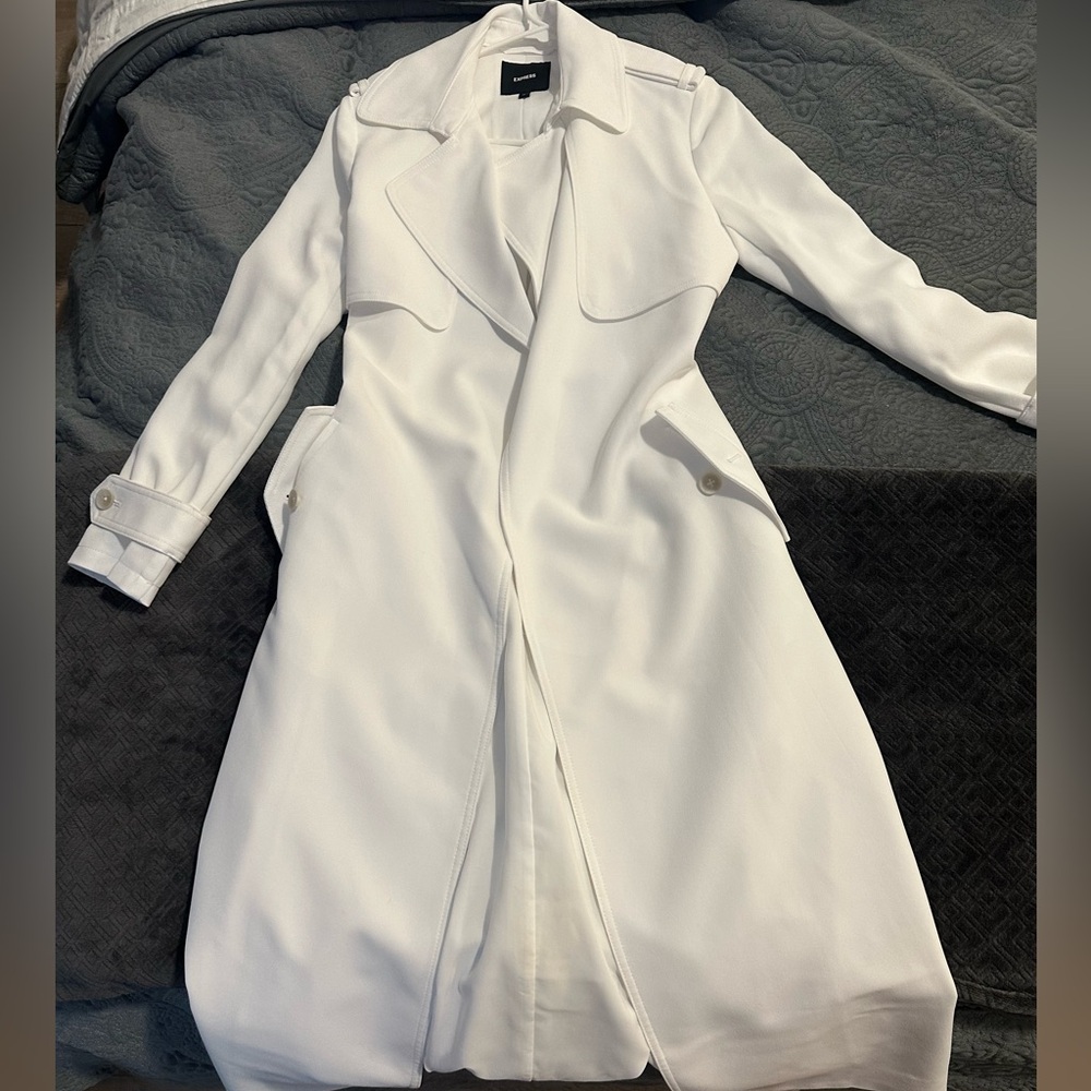 Trench coat - Picture 7 of 8